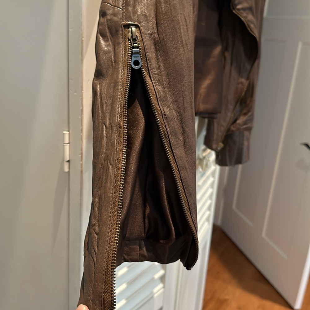 Leather Jacket - Picture 7 of 7
